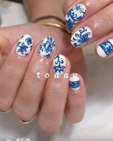 Mẫu nail bông tuyết